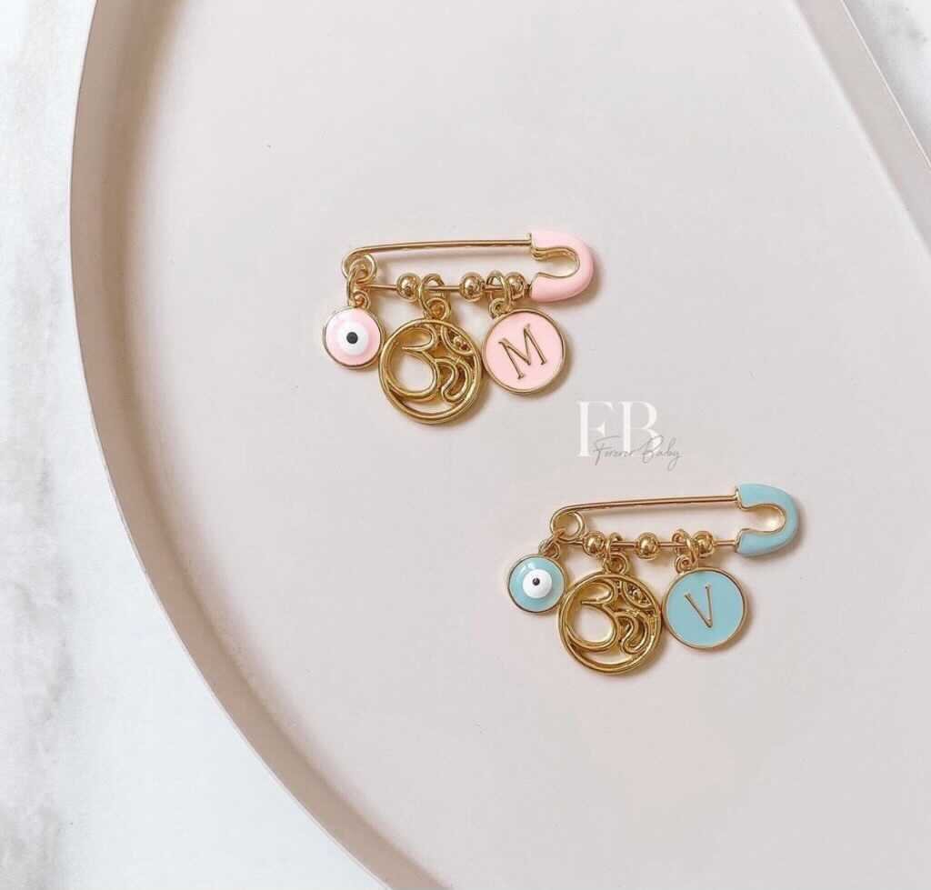 Hindu Gold Pin - 3 Charm