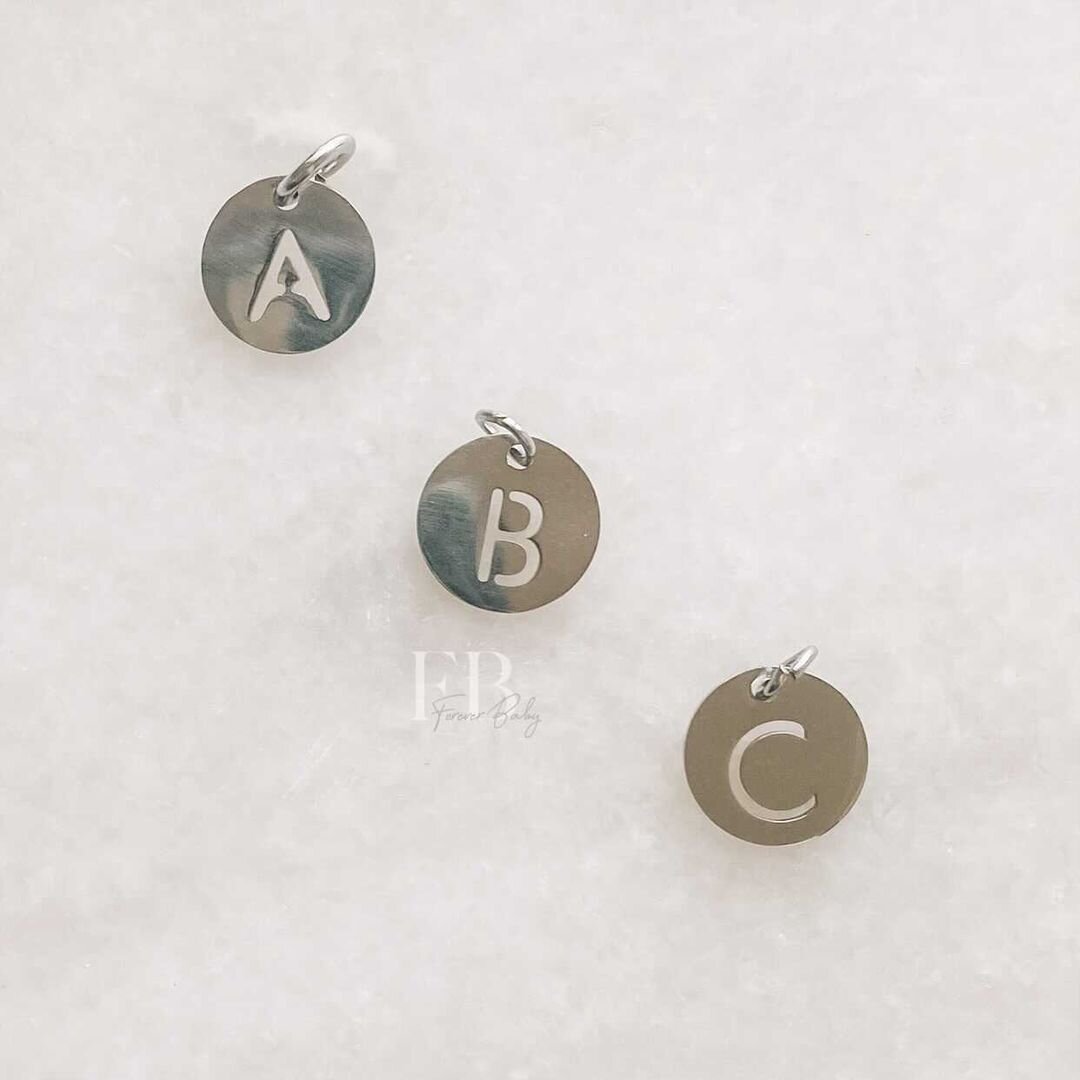 Classic Silver Letter – ForeverBabyCo